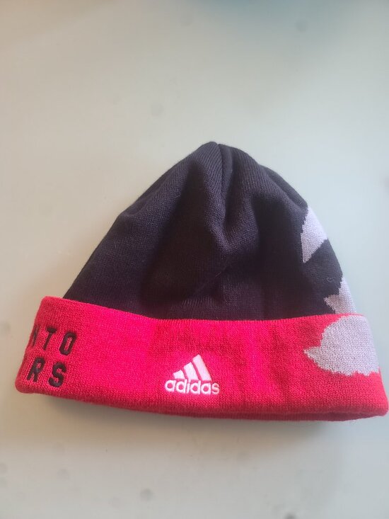 Toronto Raptors' beanie toque - Picture 3 of 5